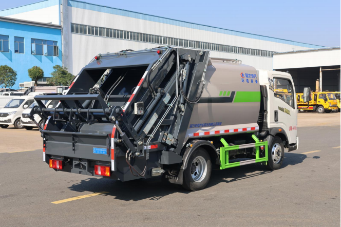 (5方)重汽豪沃藍牌壓縮垃圾車