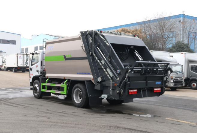 (12方)東風多利卡D7壓縮垃圾車