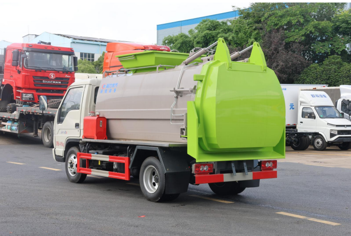 福田小卡餐廚垃圾車